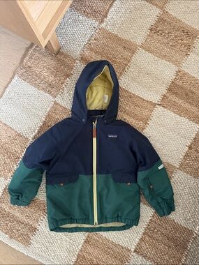 Patagonia Baby Snow Pile Jacket size 5T